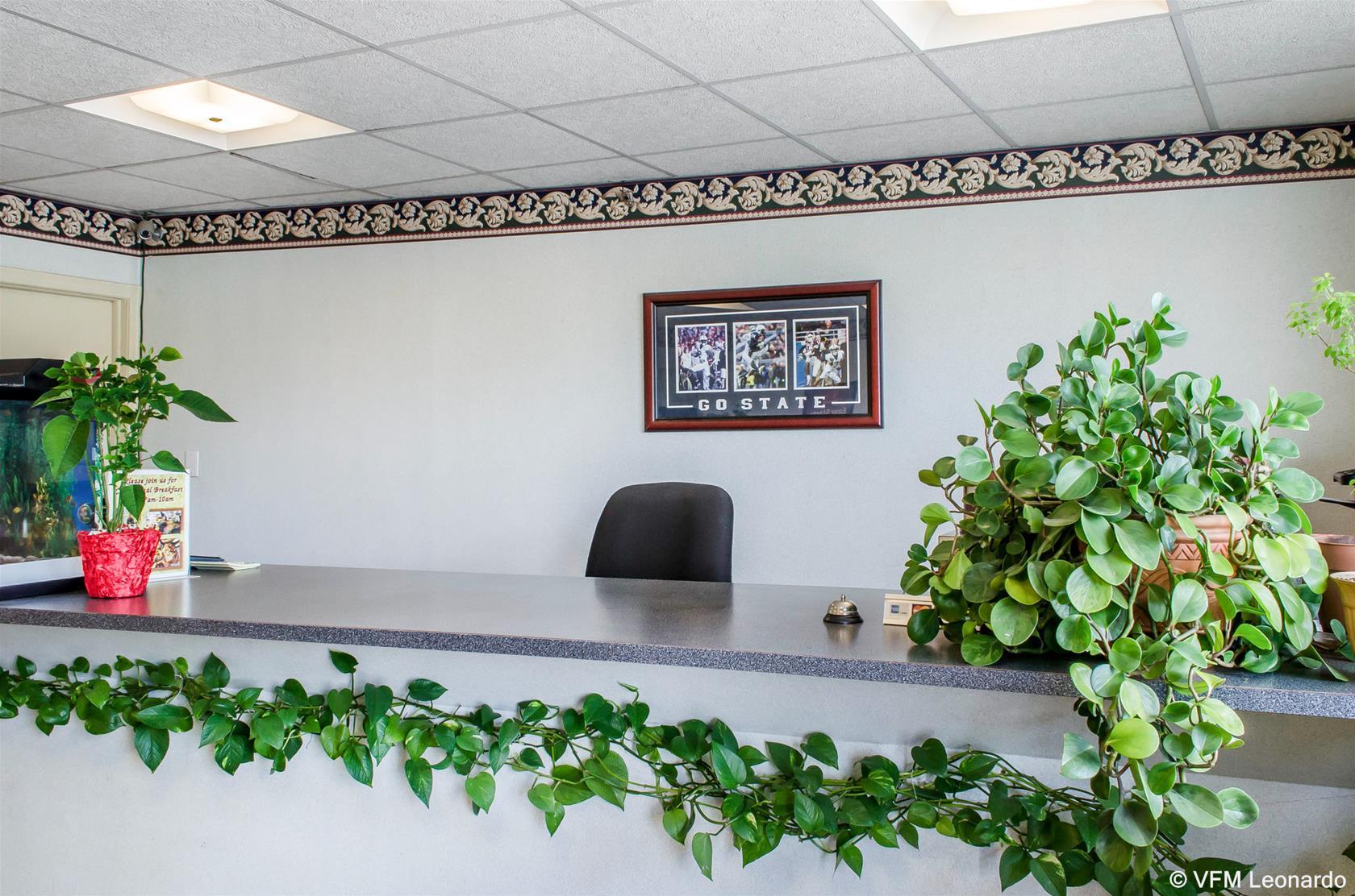 Econo I-99 Lodge
