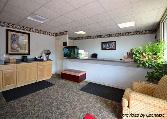 Lodge Econo I-99 Bellefonte